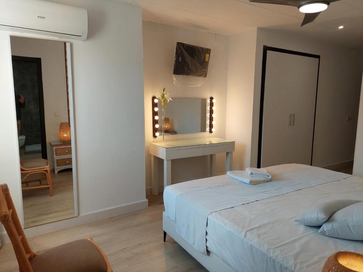 Hostal Garden Rous Paiporta Exterior photo