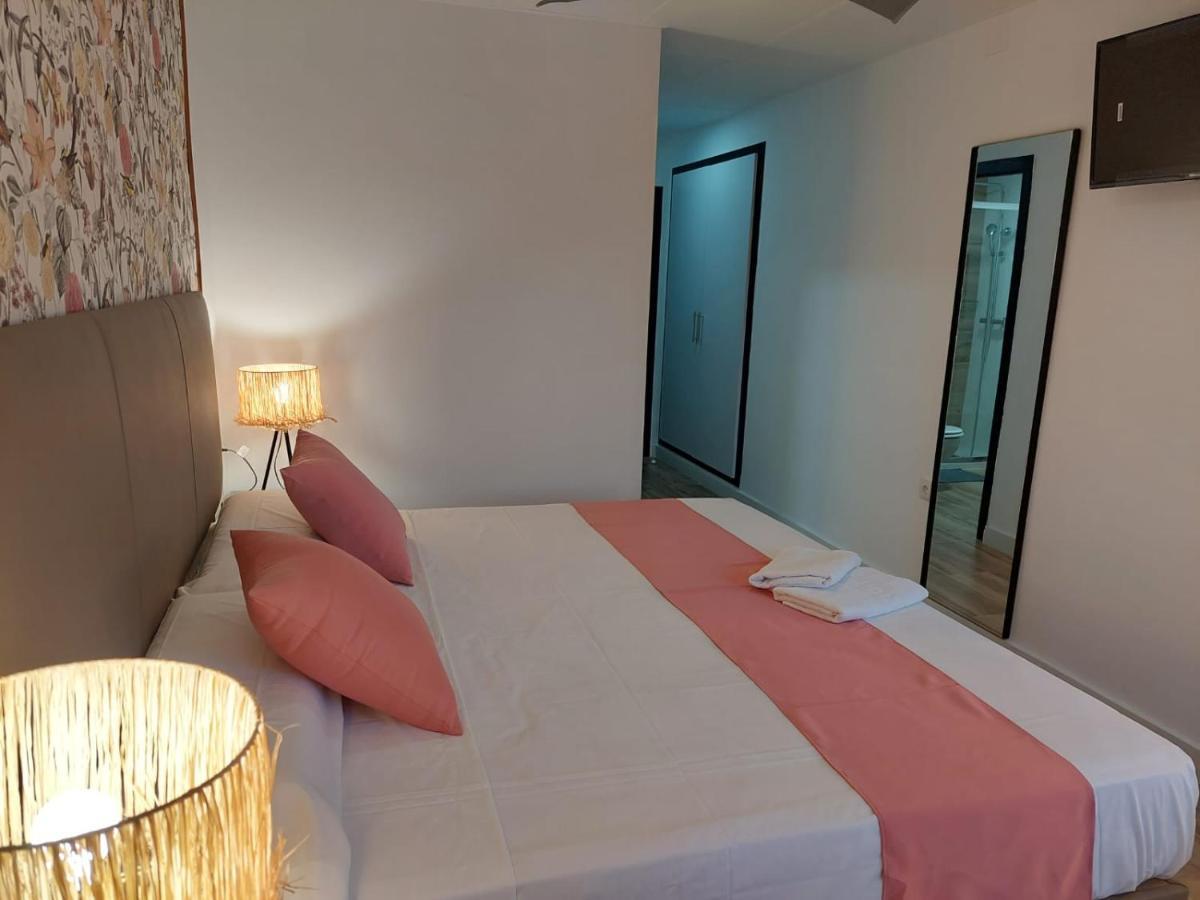Hostal Garden Rous Paiporta Exterior photo