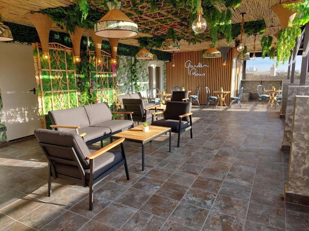 Hostal Garden Rous Paiporta Exterior photo